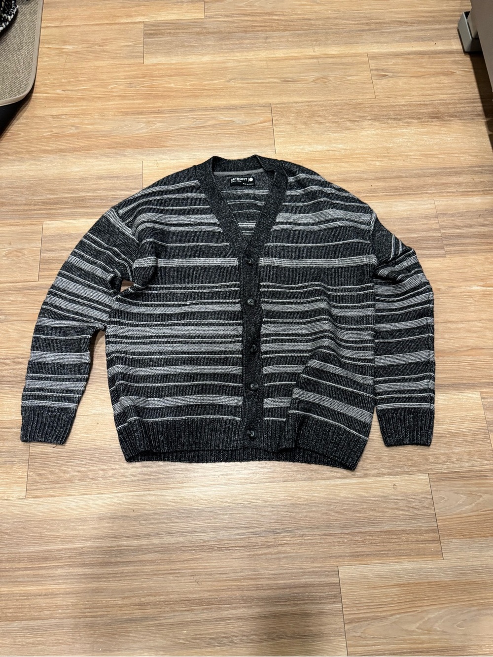 Retrofit Men's Gray & Charcoal Striped V-Neck Cardigan